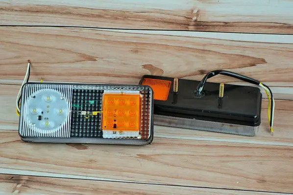 ФОНАРЬ ПЕРЕДНИЙ Ф-402 LED (МТЗ, ЮМЗ, Т-40) НОВОГО ОБРАЗЦА 2565736381 фото